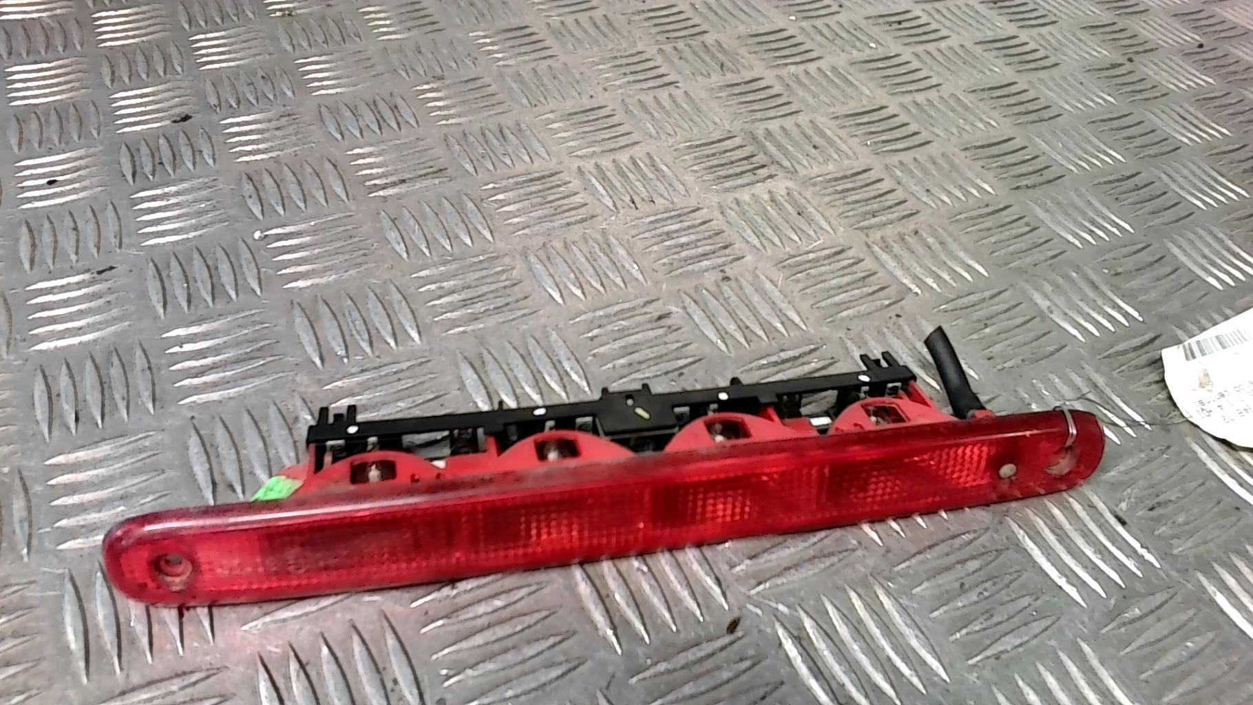 Feu arriere stop central CITROEN C3 1 PHASE 1 Diesel - 1