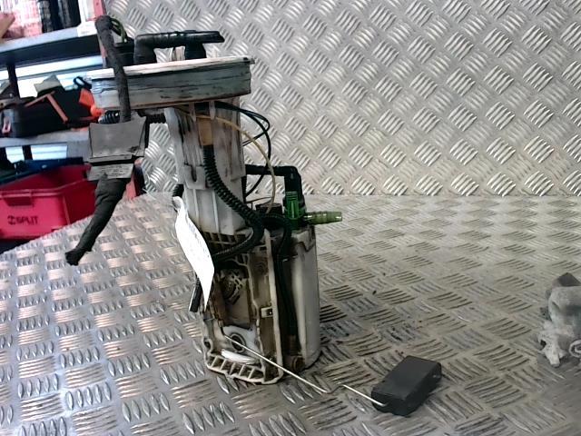 Pompe immergee AUDI A4 2 PHASE 2  - 1