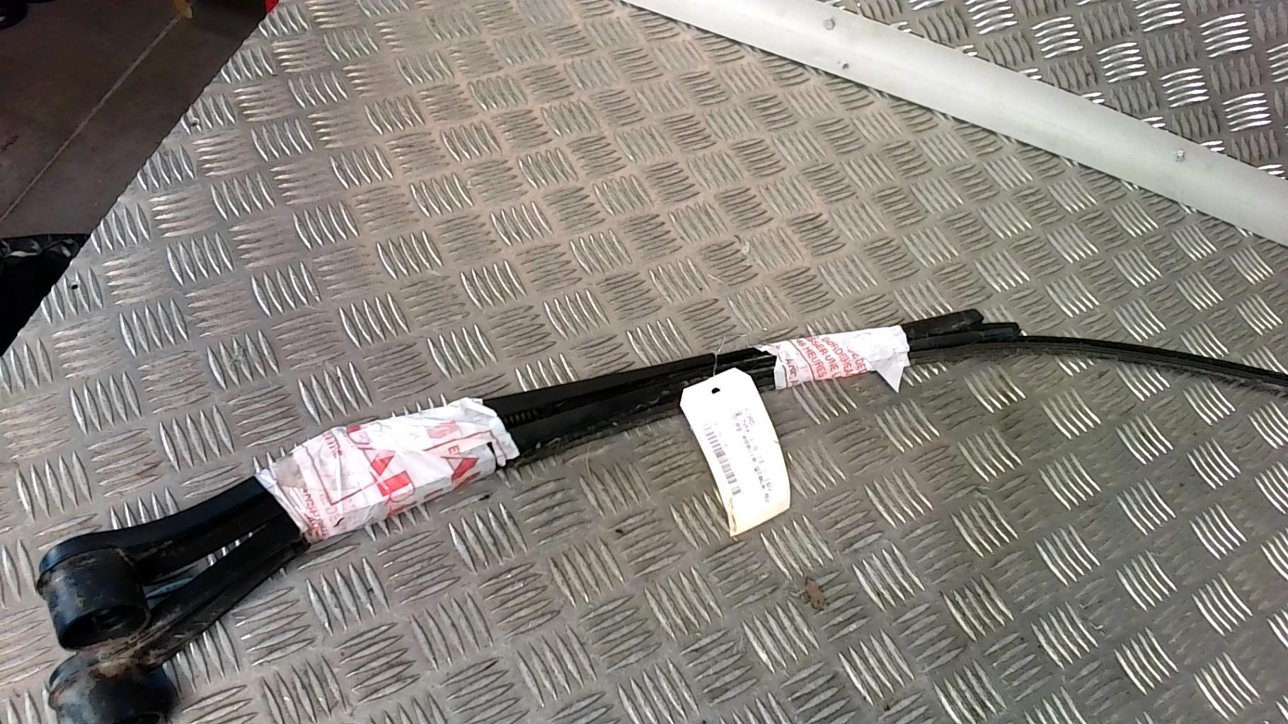 Bras essuie glace avant FORD B-MAX Essence - 1