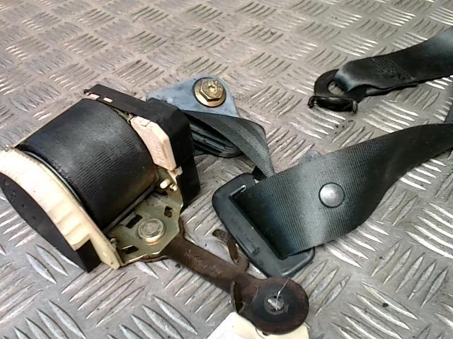 Ceinture arriere droit RENAULT CLIO 2 PHASE 2 Essence - 1
