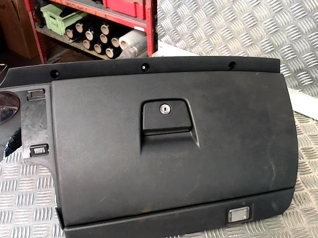 Boite a gants VOLVO C 30 PHASE 1 Diesel - 1