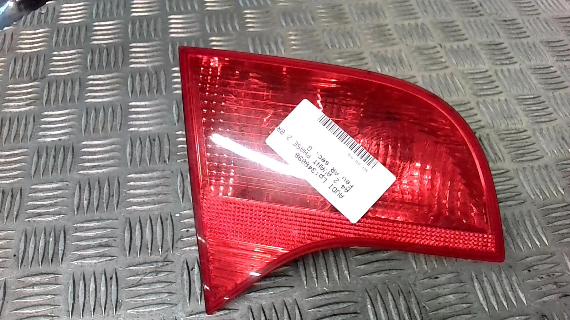 Feu arriere secondaire gauche (feux) AUDI A4 2 AVANT PHASE 2 BREAK Diesel - 1