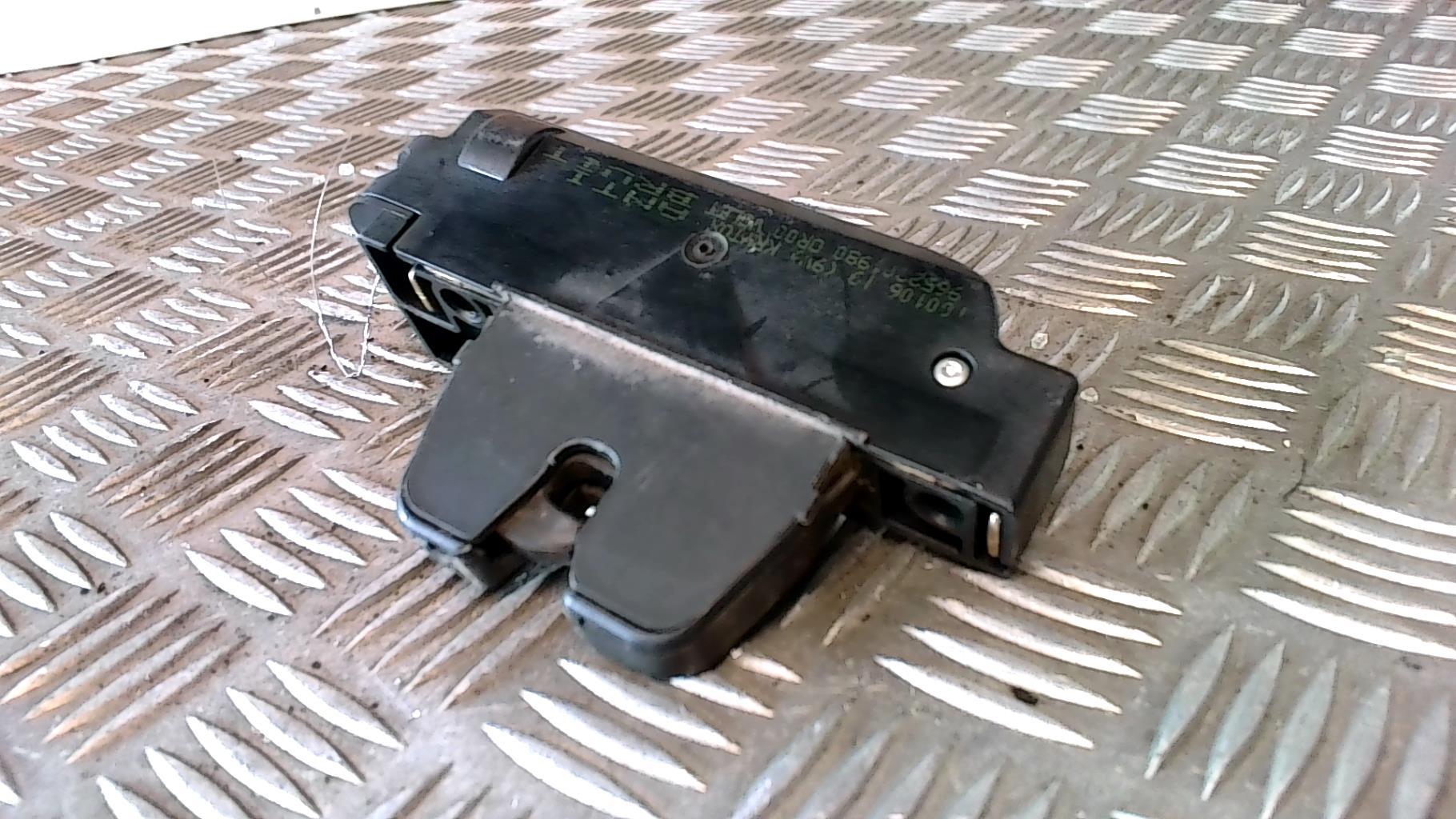 Serrure de coffre PEUGEOT 206 PHASE 2 BREAK Diesel - 1