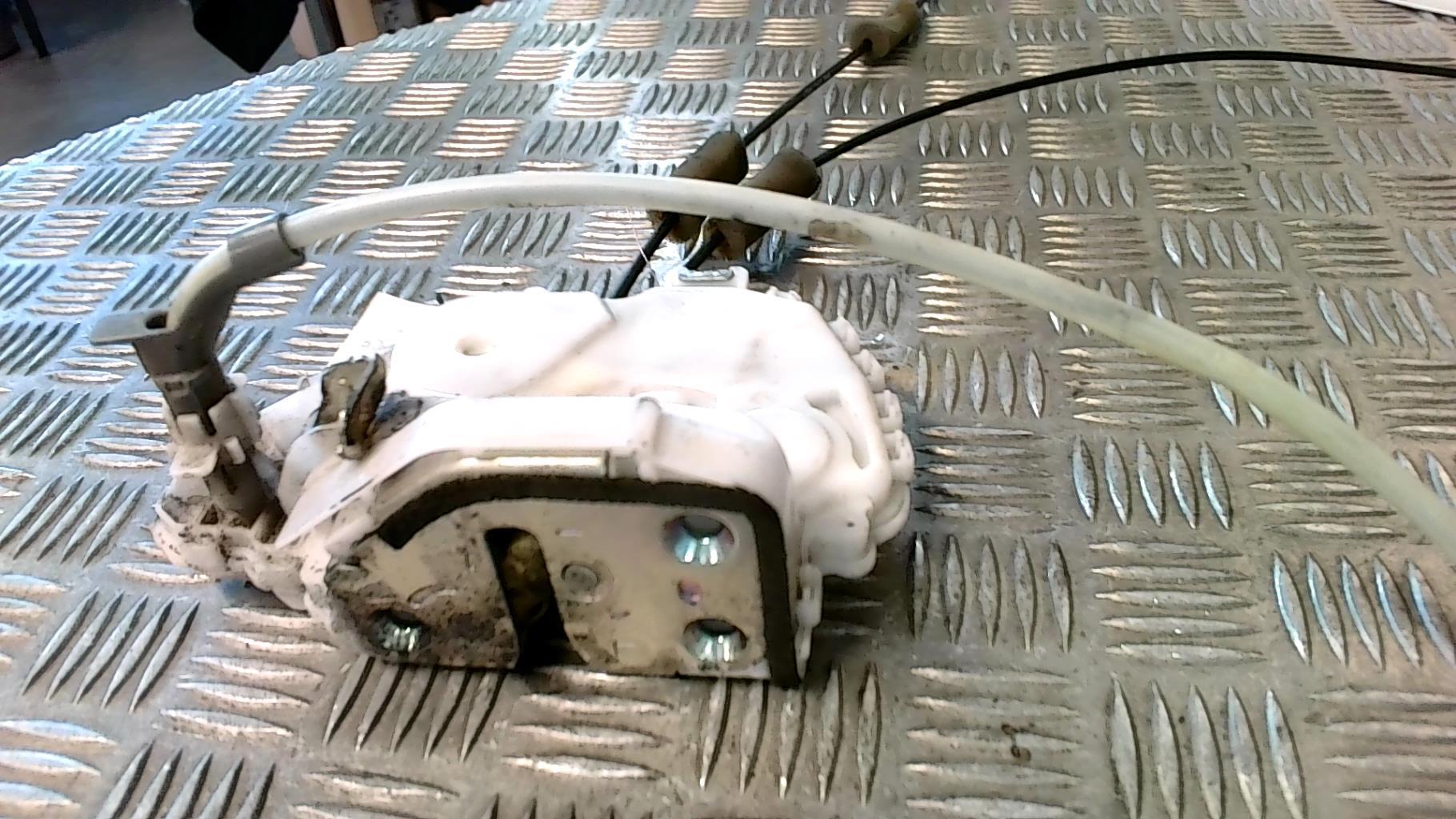 Serrure avant gauche HONDA CIVIC 8 PHASE 1 Diesel - 1