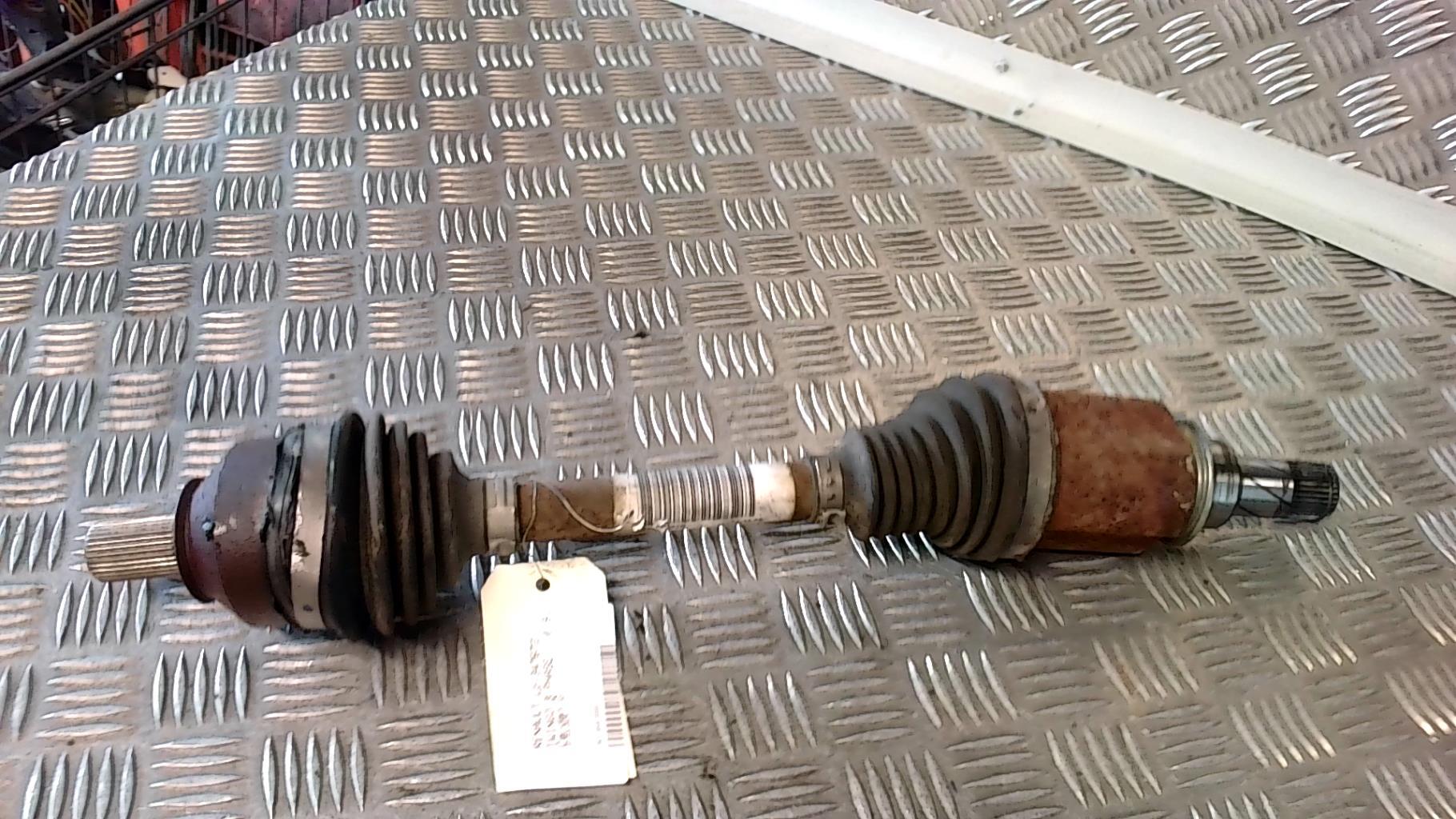 Cardan gauche (transmission) RENAULT TWINGO 3 PHASE 1 Essence - 1