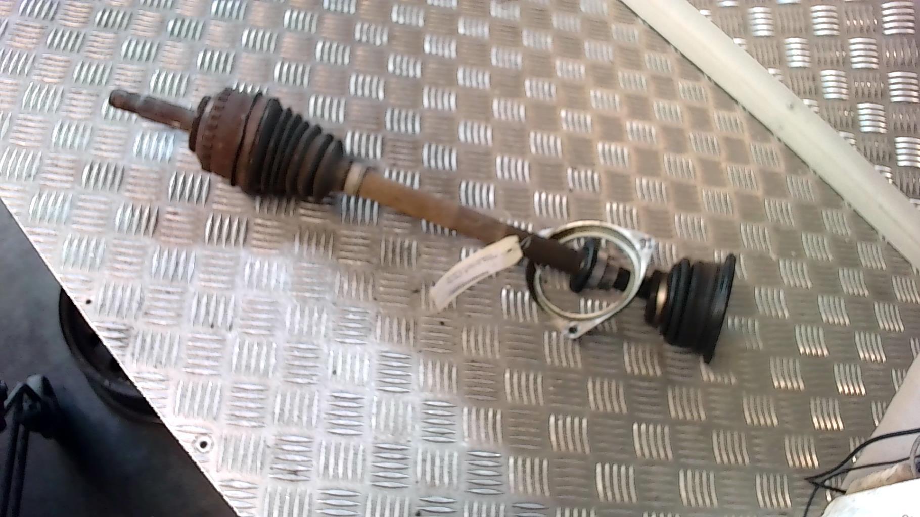 Cardan gauche (transmission) RENAULT CLIO 2 CAMPUS PHASE 1 Essence - 1