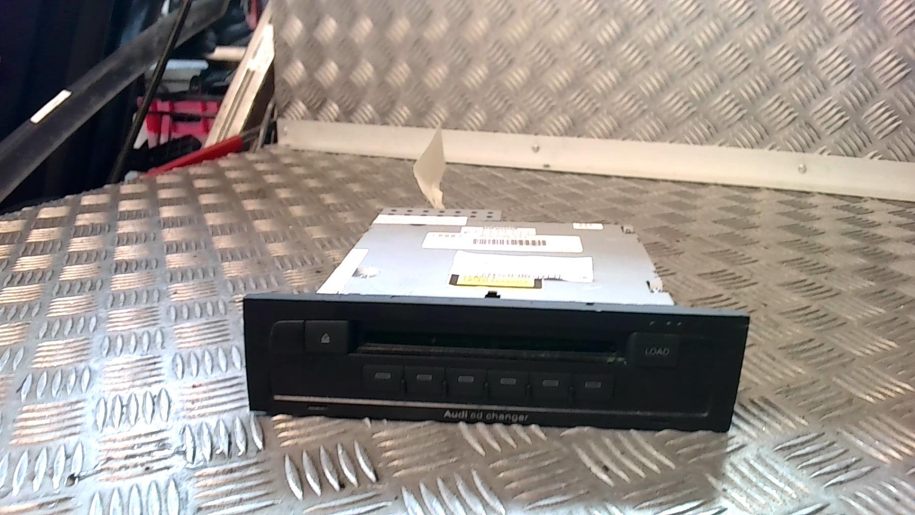 Autoradio AUDI Q7 1 PHASE 1 Essence - 1