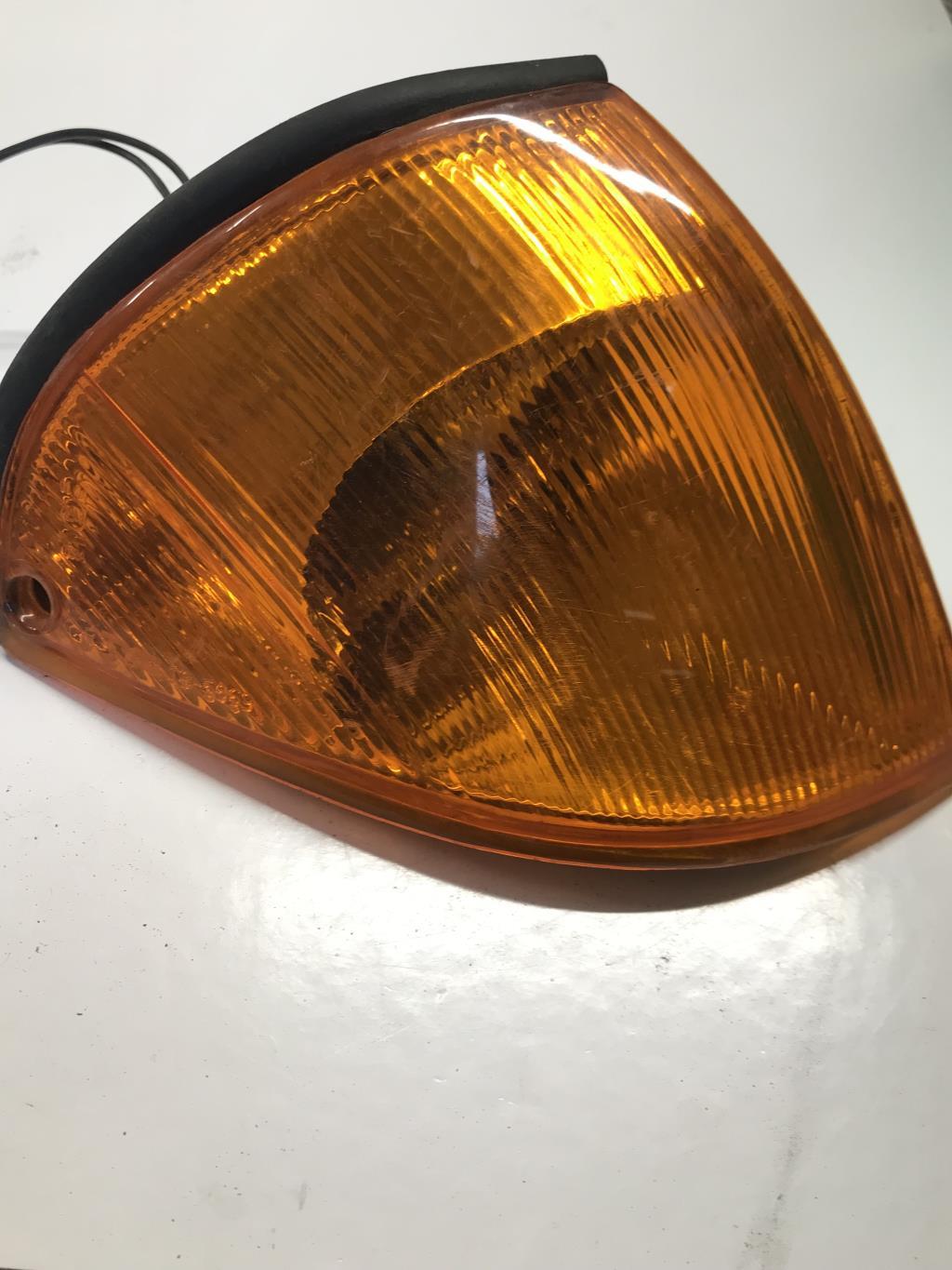 Gruppo ottico anteriore secondario destro (luci)(freccia) SUZUKI SWIFT 2 PHASE 2 Gasolina - 1