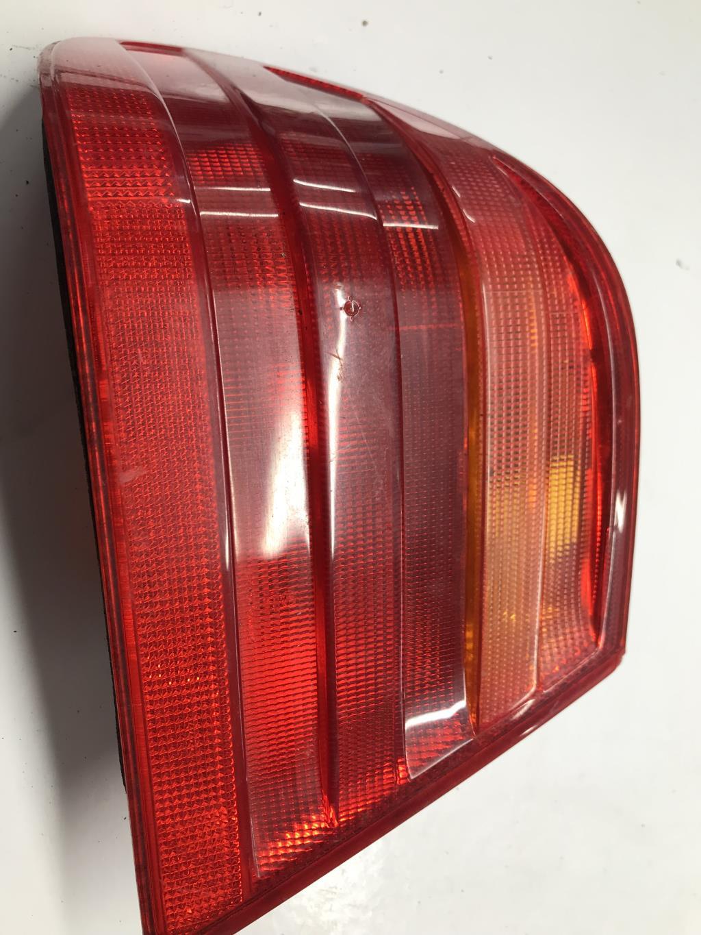 Fanale posteriore principale sinistro (luci) MERCEDES CLASSE E 210 PHASE 1 Diésel - 1
