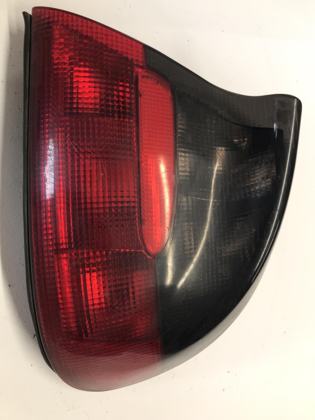 Fanale posteriore principale destro (luci) OPEL TIGRA 1 COUPE Gasolina - 1