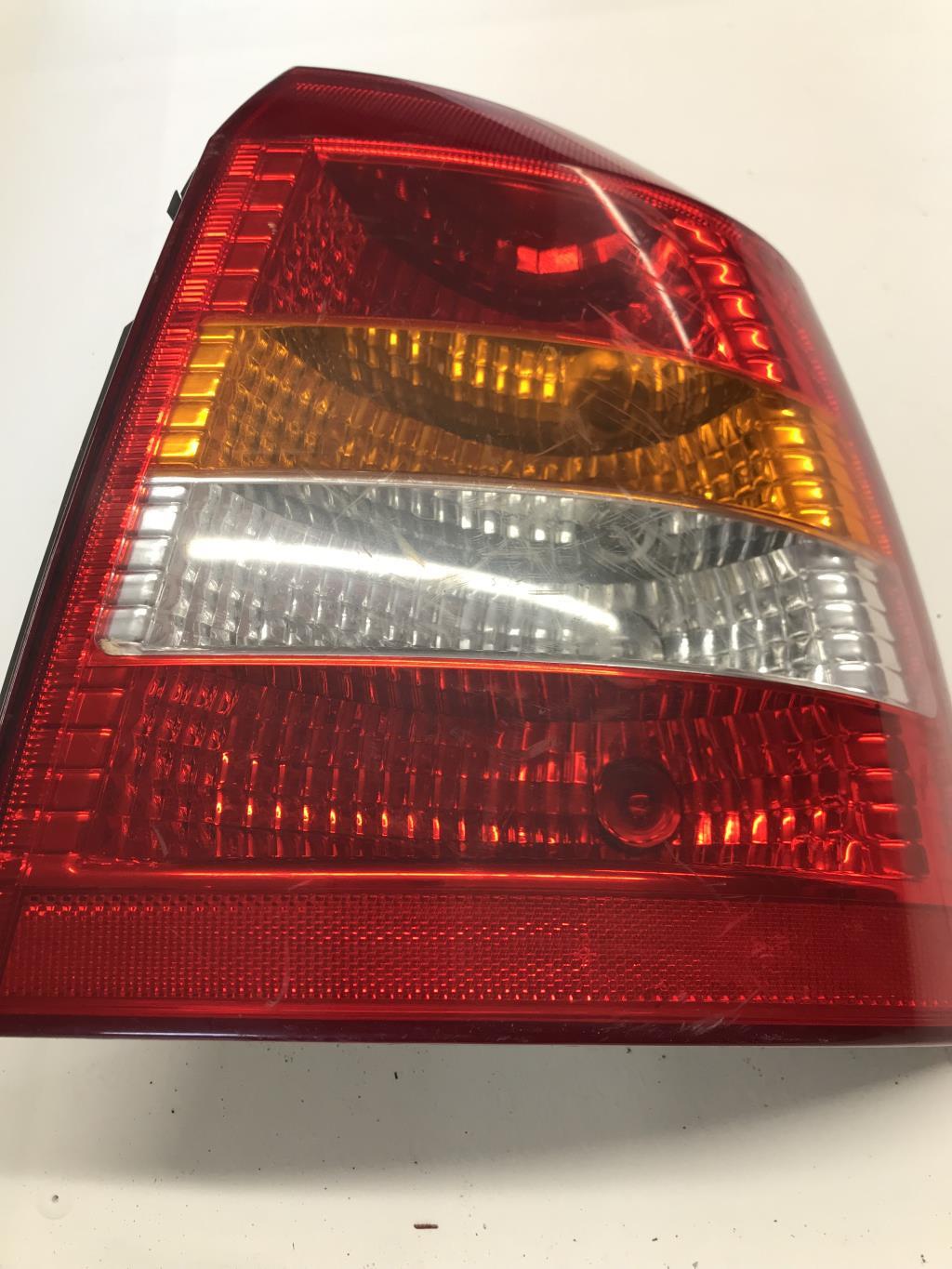 Fanale posteriore principale destro (luci) OPEL ASTRA G Gasolina - 1