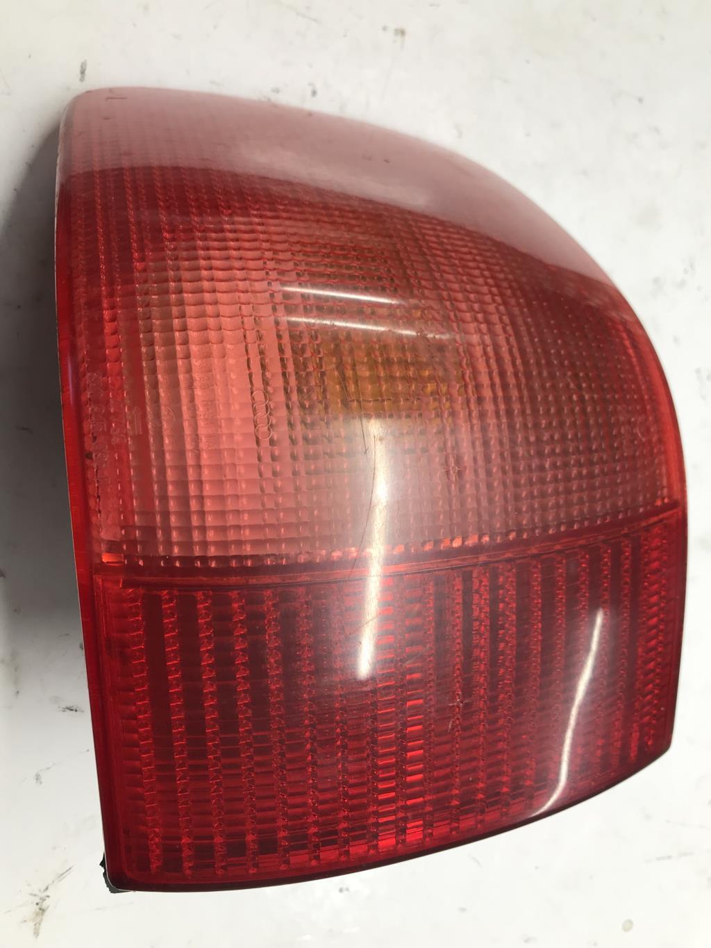 Fanale posteriore principale sinistro (luci) AUDI 80 3 PHASE 2 Diésel - 1