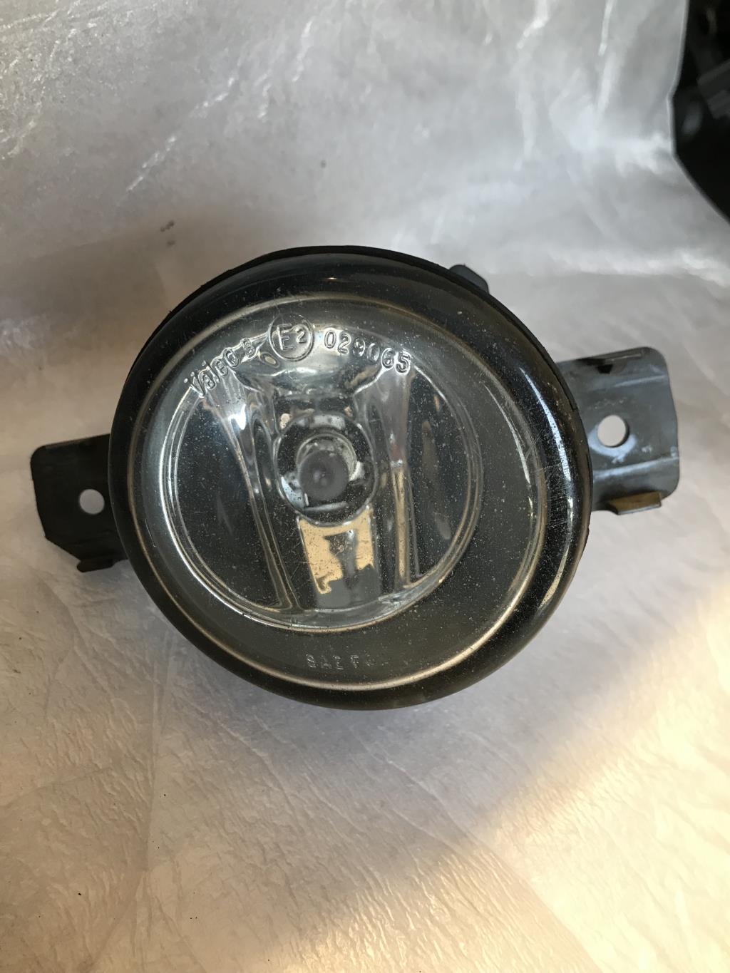 Fendinebbia destro (luci) RENAULT LAGUNA 2 PHASE 1 Gasolina - 1