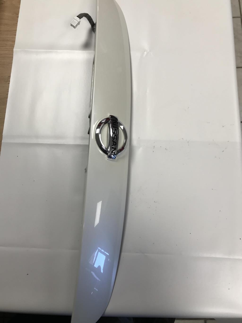 Baguette de coffre NISSAN JUKE 1 PHASE 2 Essence - 1