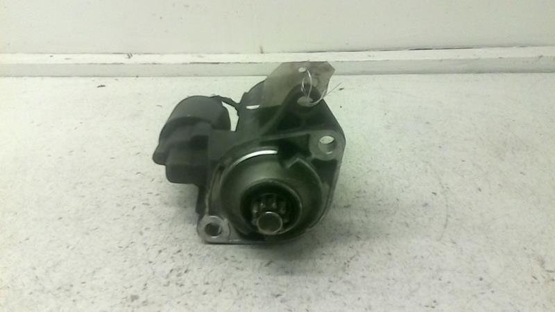Demarreur VOLKSWAGEN GOLF 4 Essence - 1