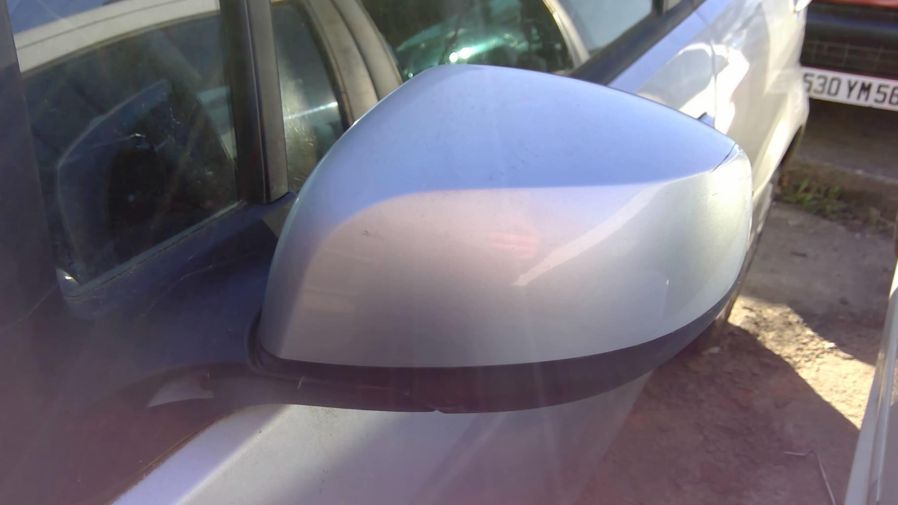 Retroviseur gauche SUZUKI SPLASH Essence - 1