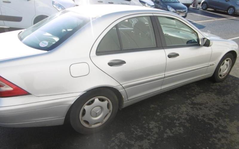 Parafango anteriore sinistro MERCEDES CLASSE C 203 PHASE 1 Diésel - 1