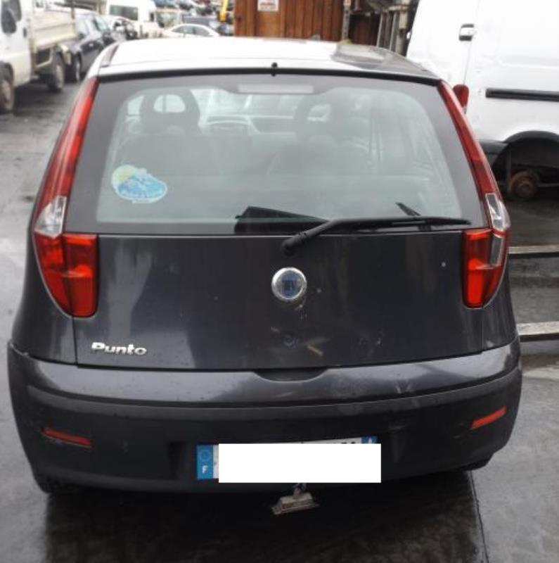 Parafango anteriore destro FIAT PUNTO 2 PHASE 2 Gasolina - 1