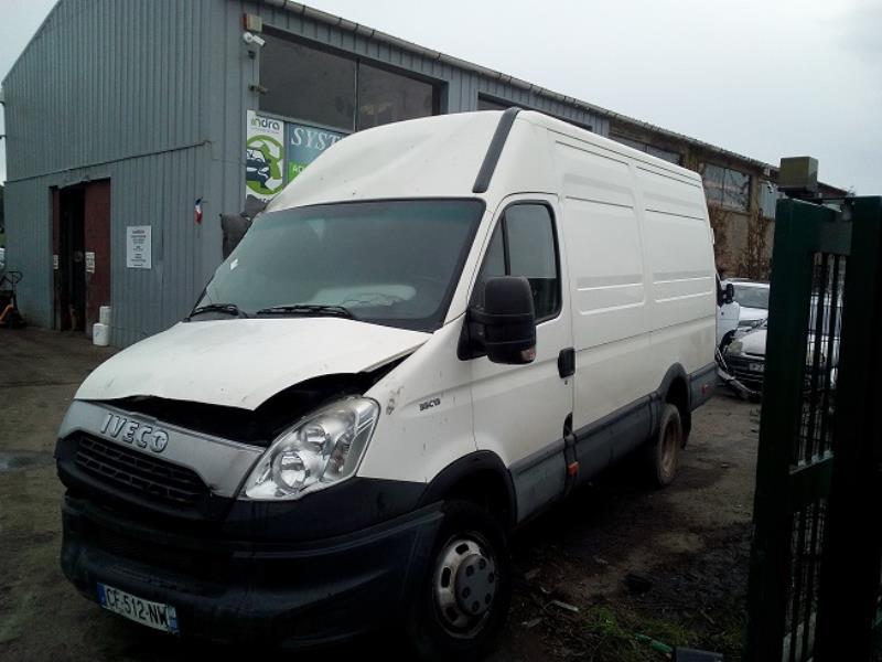Corpo farfallato IVECO DAILY 5 Diésel - 1