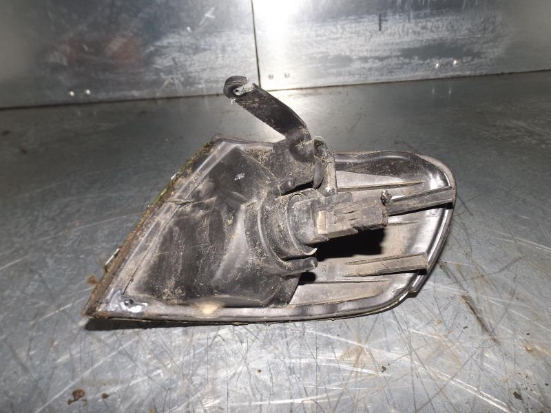 Ripetitore lampeggiante anteriore destro (Luci) NISSAN ALMERA 1 PHASE 2 Diésel - 1