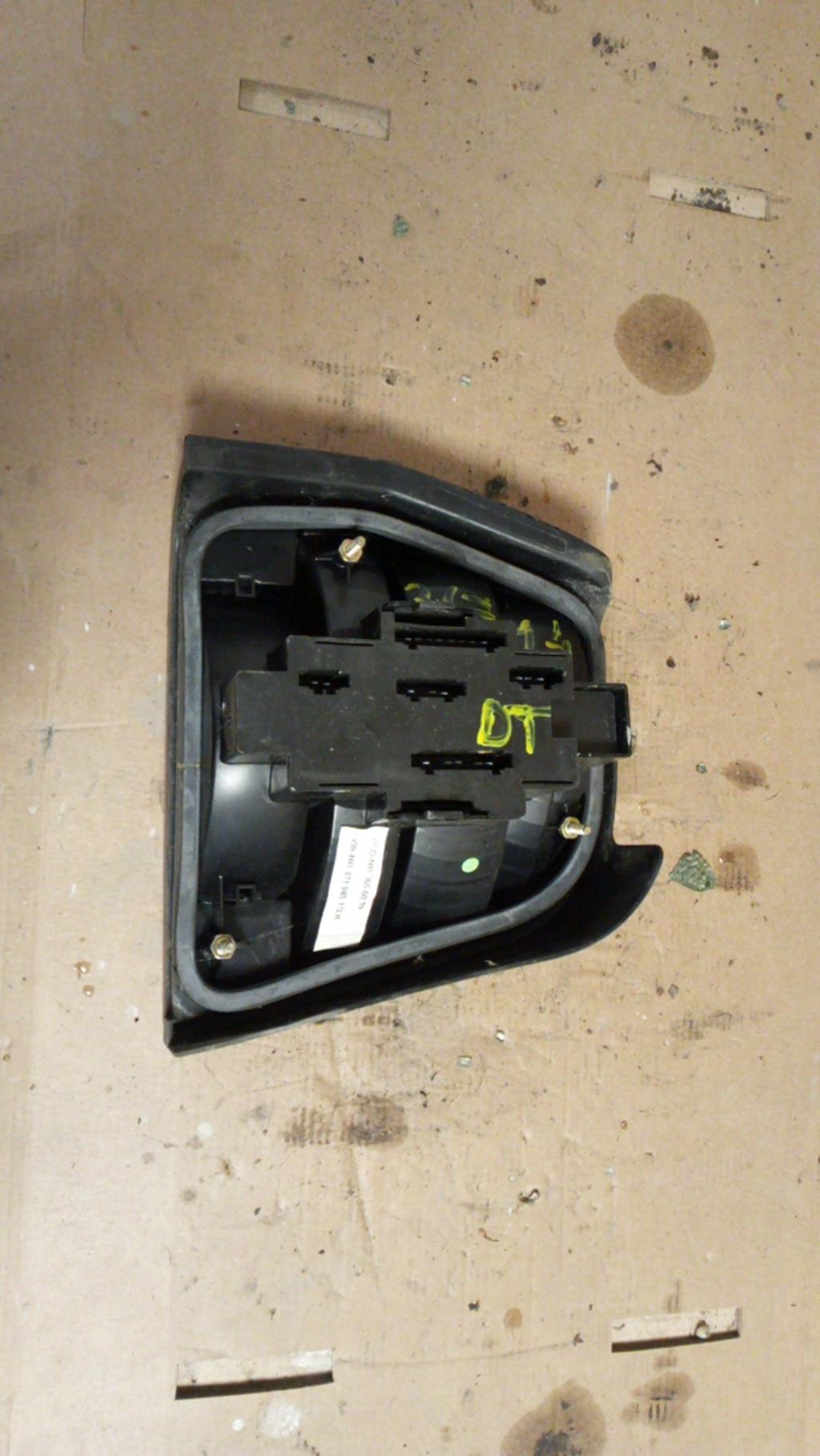Fanale posteriore principale destro (luci) VOLKSWAGEN POLO 2  - 1