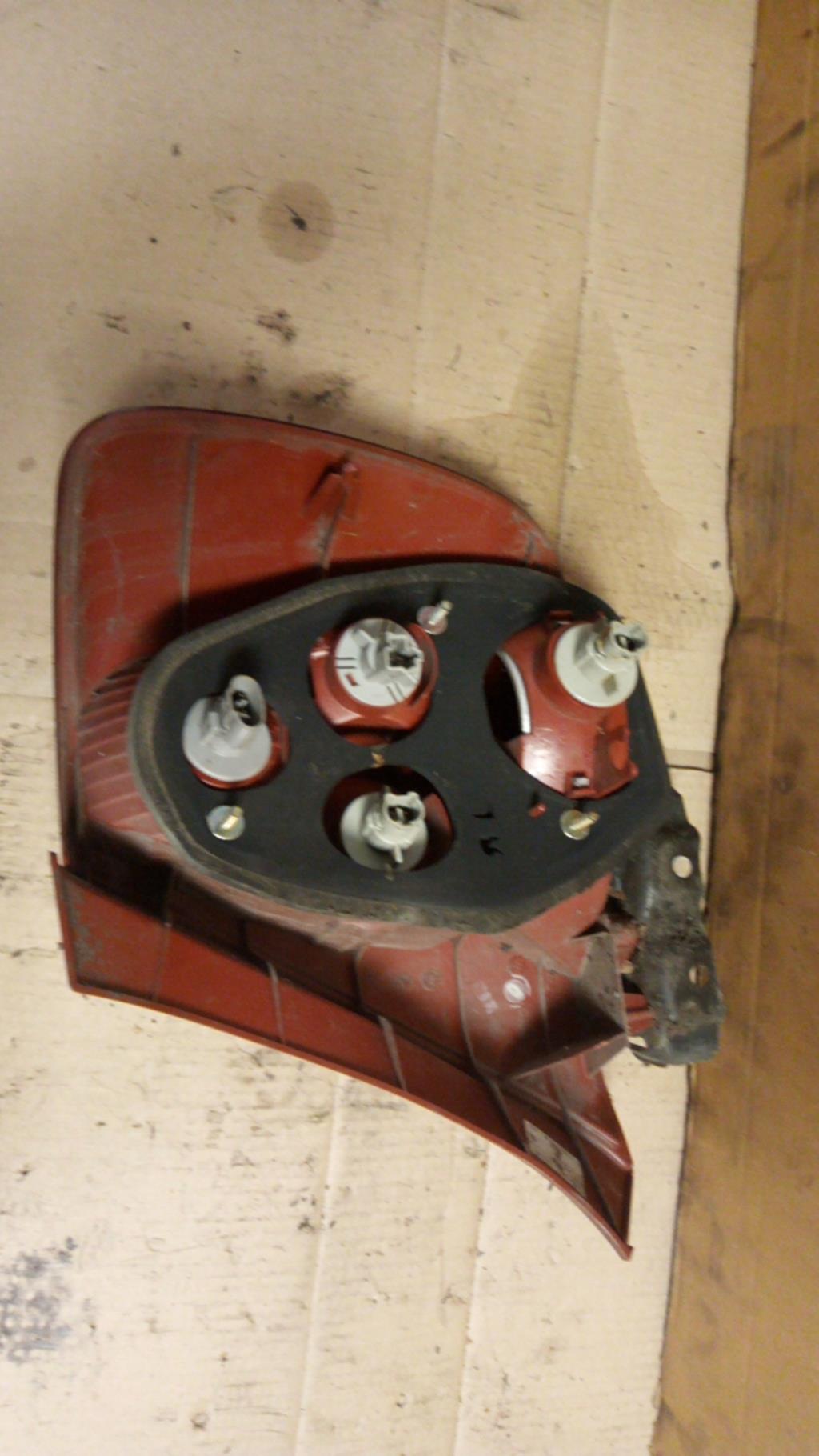 Fanale posteriore principale sinistro (luci) HONDA CIVIC 7 PHASE 1 Gasolina - 1