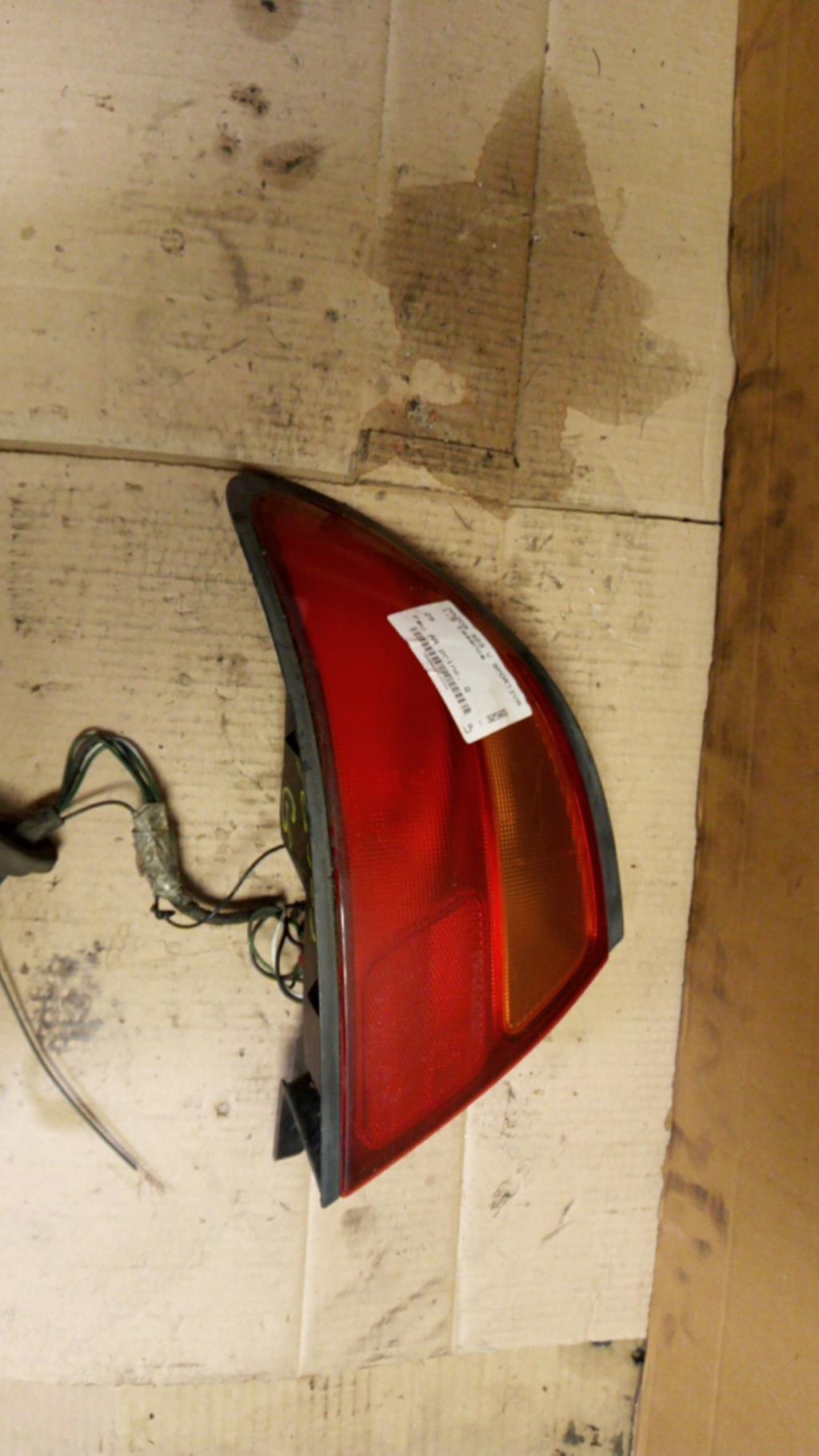 Fanale posteriore principale sinistro (luci) MAZDA 323 5 PHASE 2 Gasolina - 1