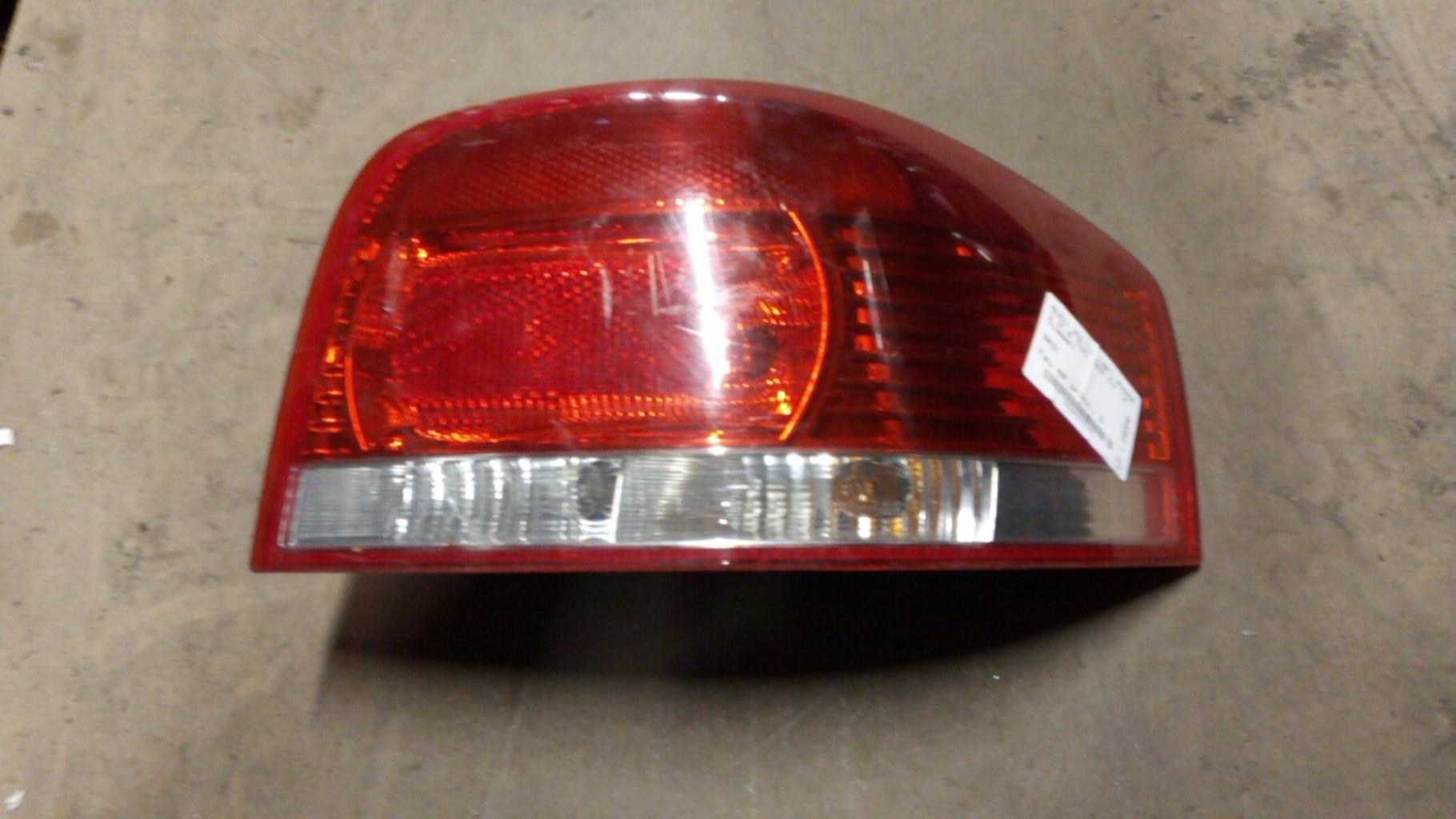 Feu arriere principal droit (feux) AUDI A3 2 PHASE 1 Diesel - 1