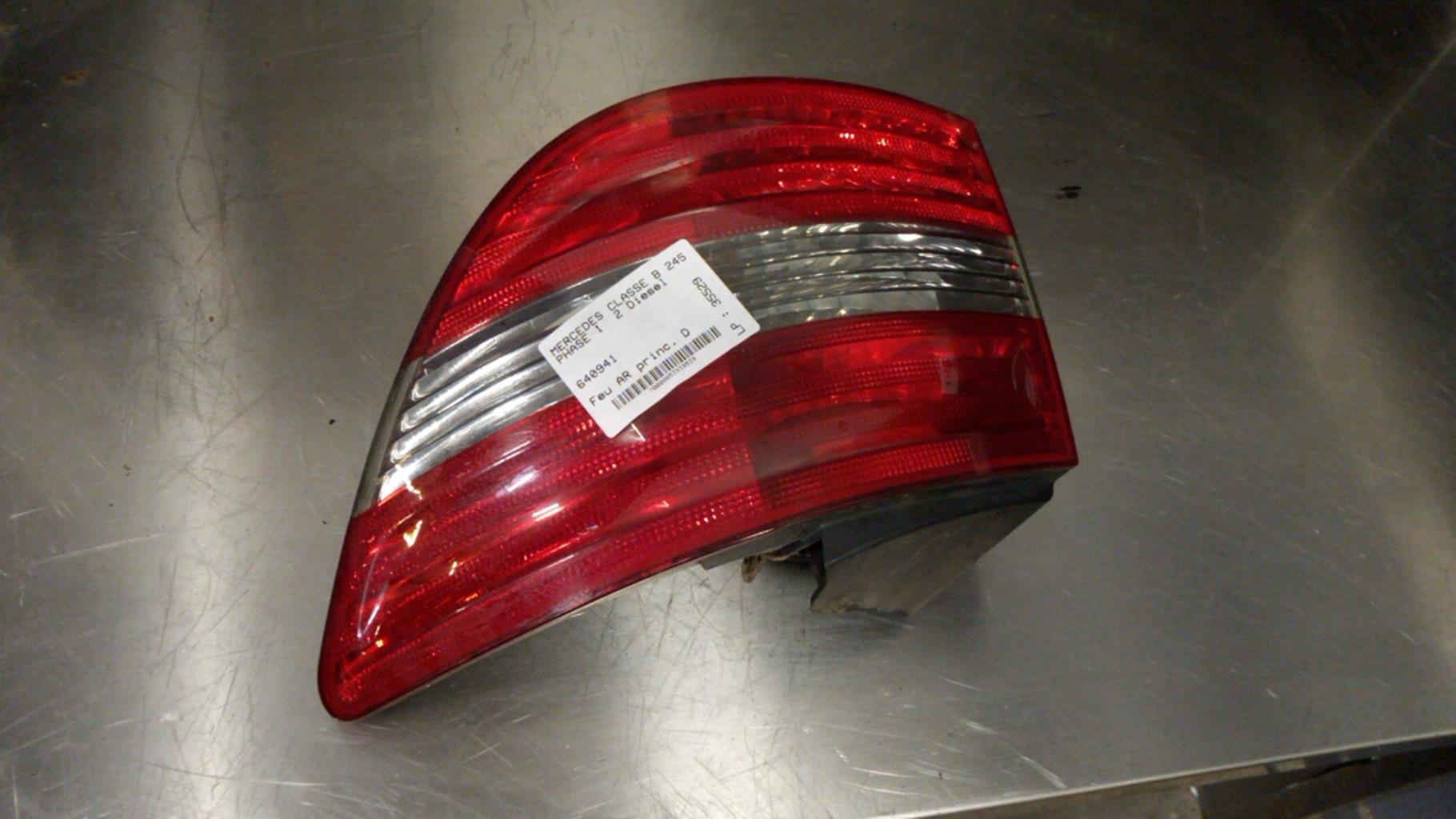 Fanale posteriore principale destro (luci) MERCEDES CLASSE B 245 PHASE 1 Diésel - 1