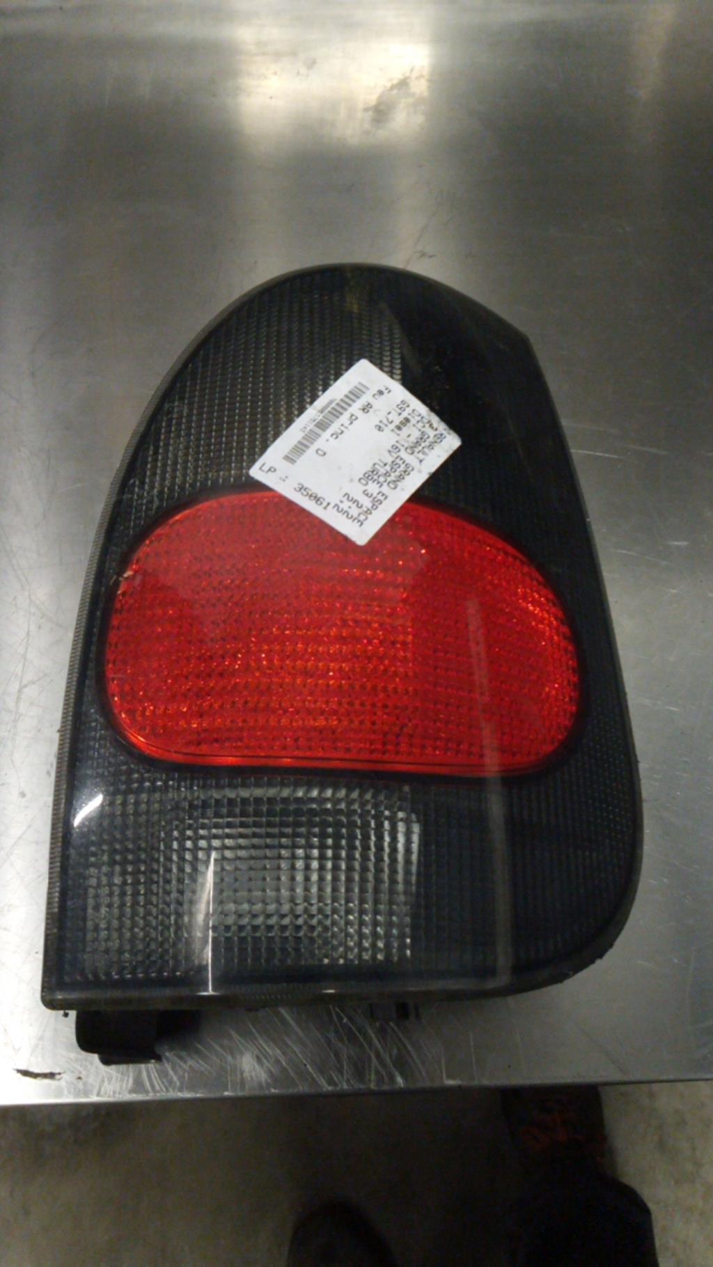 Fanale posteriore principale destro (luci) RENAULT GRAND ESPACE 3 Diésel - 1