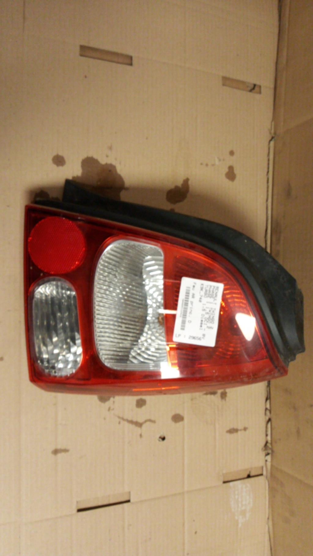 Fanale posteriore principale destro (luci) RENAULT TWINGO 2 PHASE 1 Diésel - 1