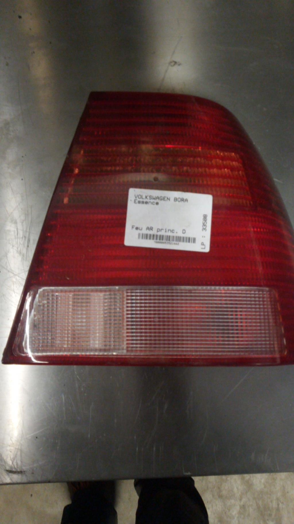 Fanale posteriore principale destro (luci) VOLKSWAGEN BORA Gasolina - 1