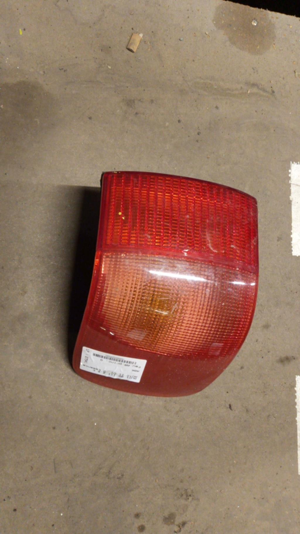 Fanale posteriore principale sinistro (luci) AUDI 80 3 PHASE 2 Gasolina - 1