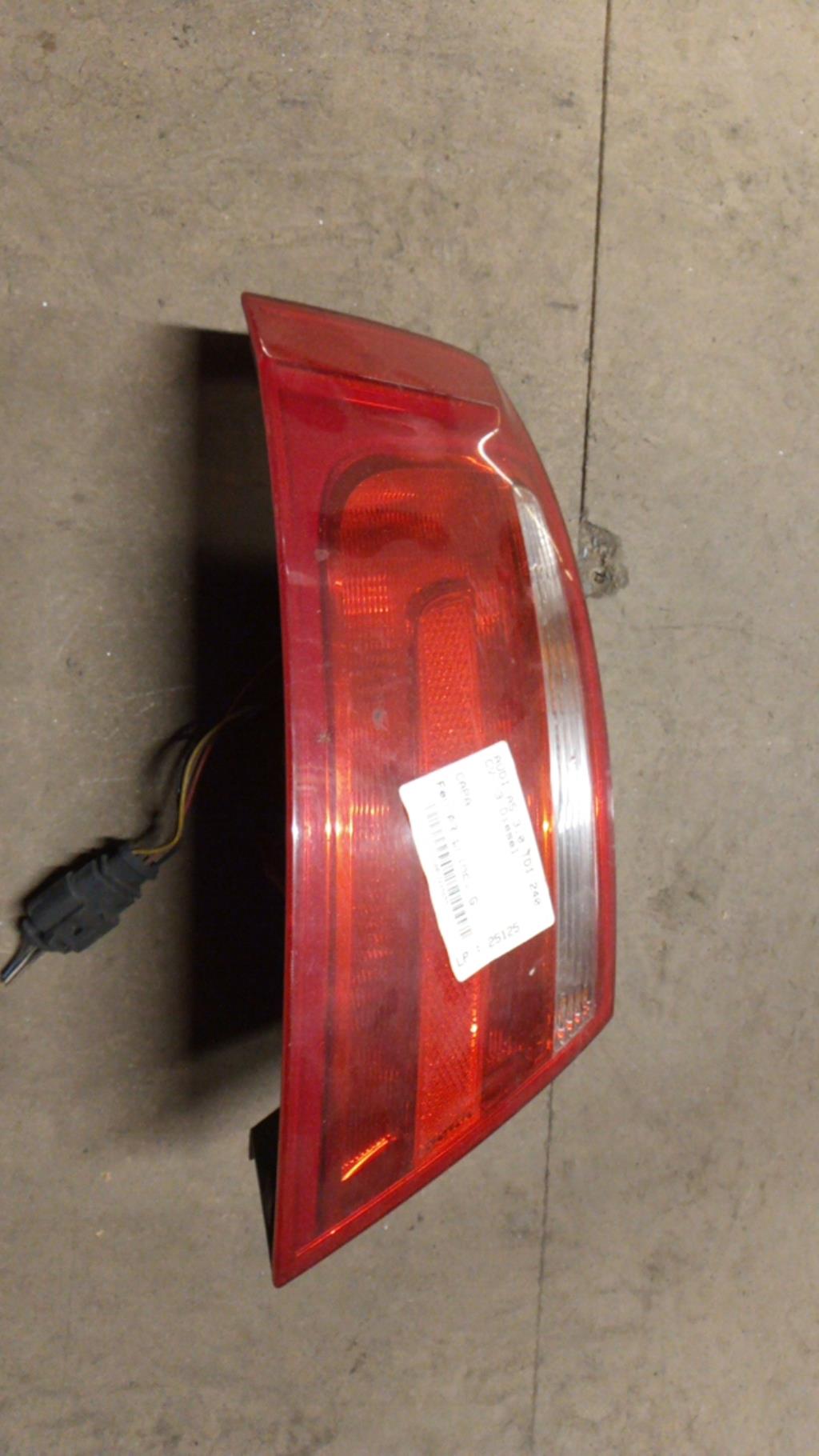 Fanale posteriore principale sinistro (luci) AUDI A5 1 COUPE PHASE 1 Diésel - 1