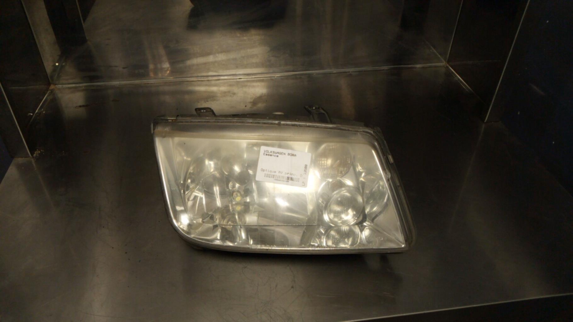 Gruppo ottico anteriore principale destro (luci)(faro) VOLKSWAGEN BORA Gasolina - 1
