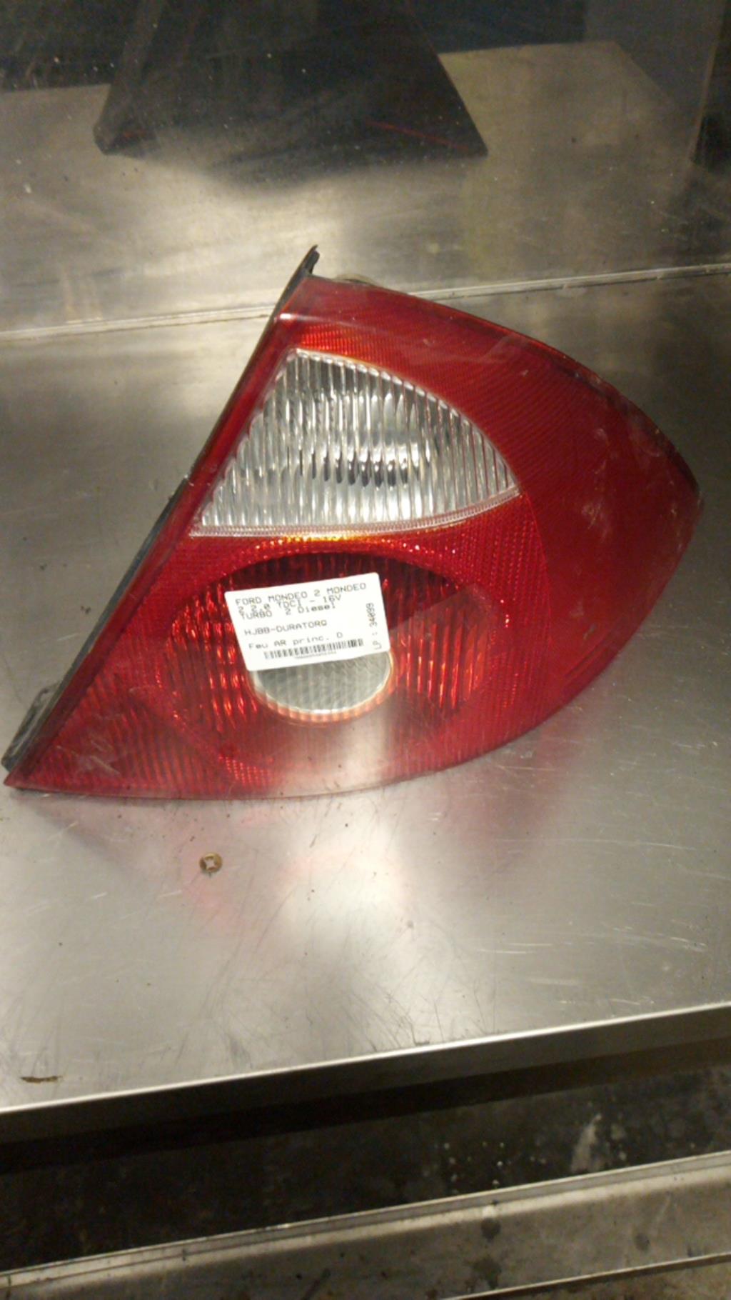 Fanale posteriore principale destro (luci) FORD MONDEO 2 Diésel - 1
