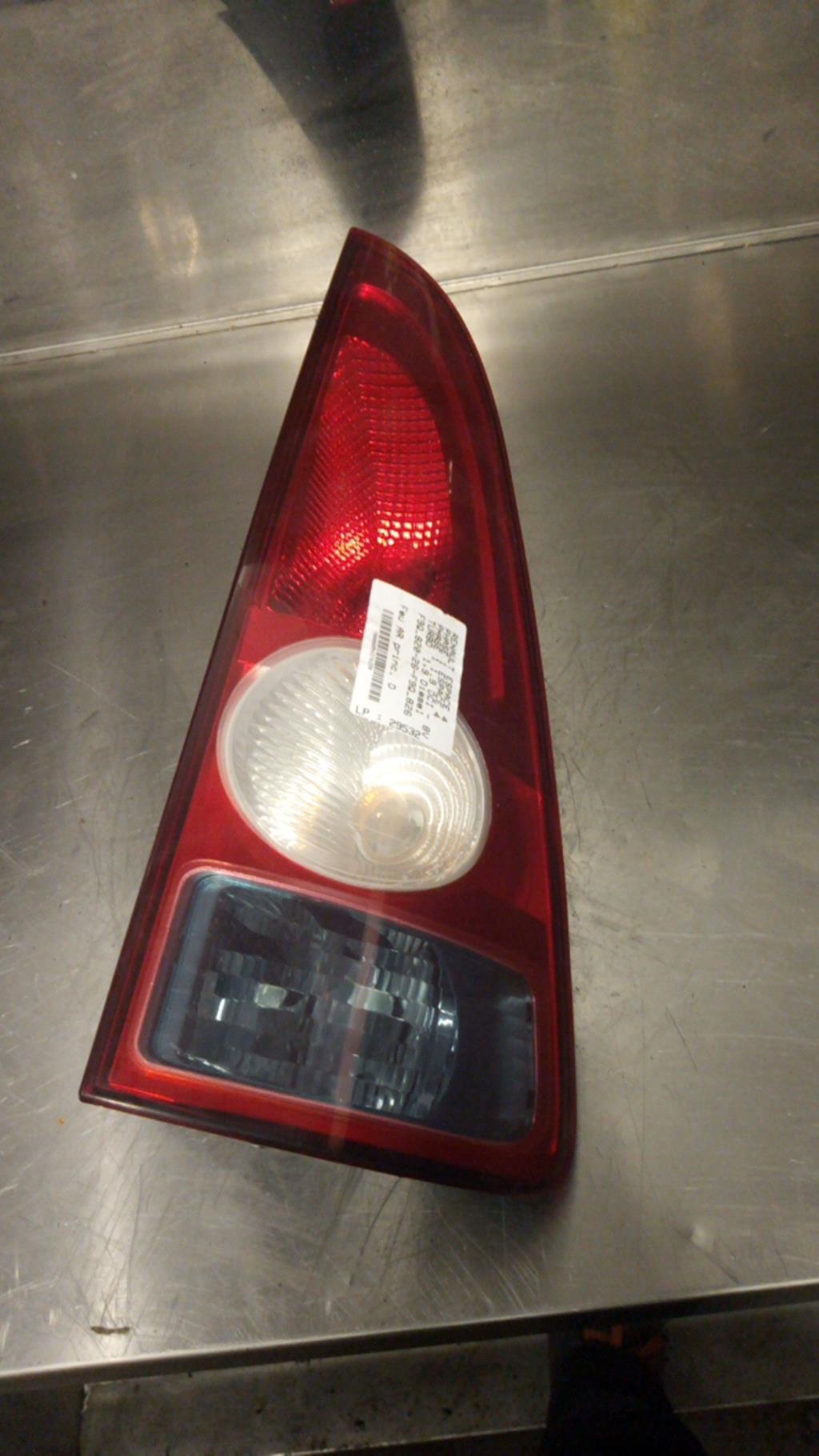 Fanale posteriore principale destro (luci) RENAULT ESPACE 4 PHASE 1 Diésel - 1