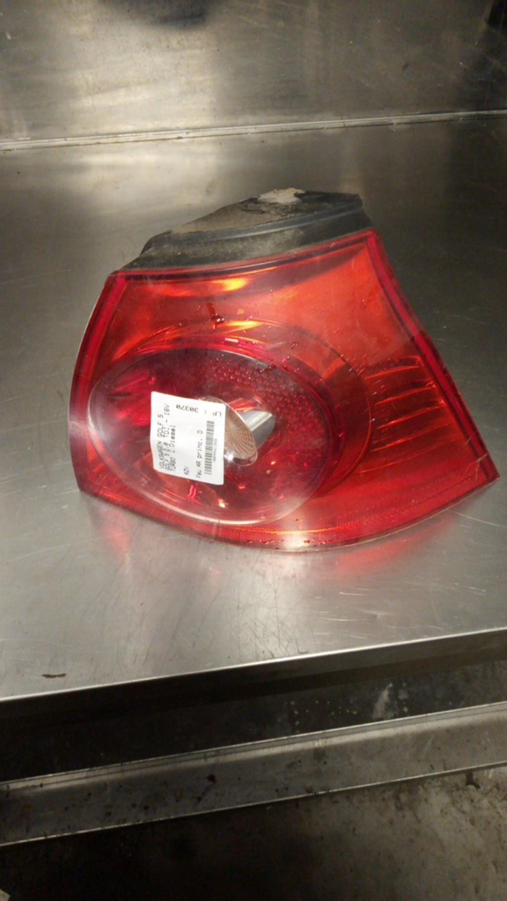 Fanale posteriore principale destro (luci) VOLKSWAGEN GOLF 5 Diésel - 1