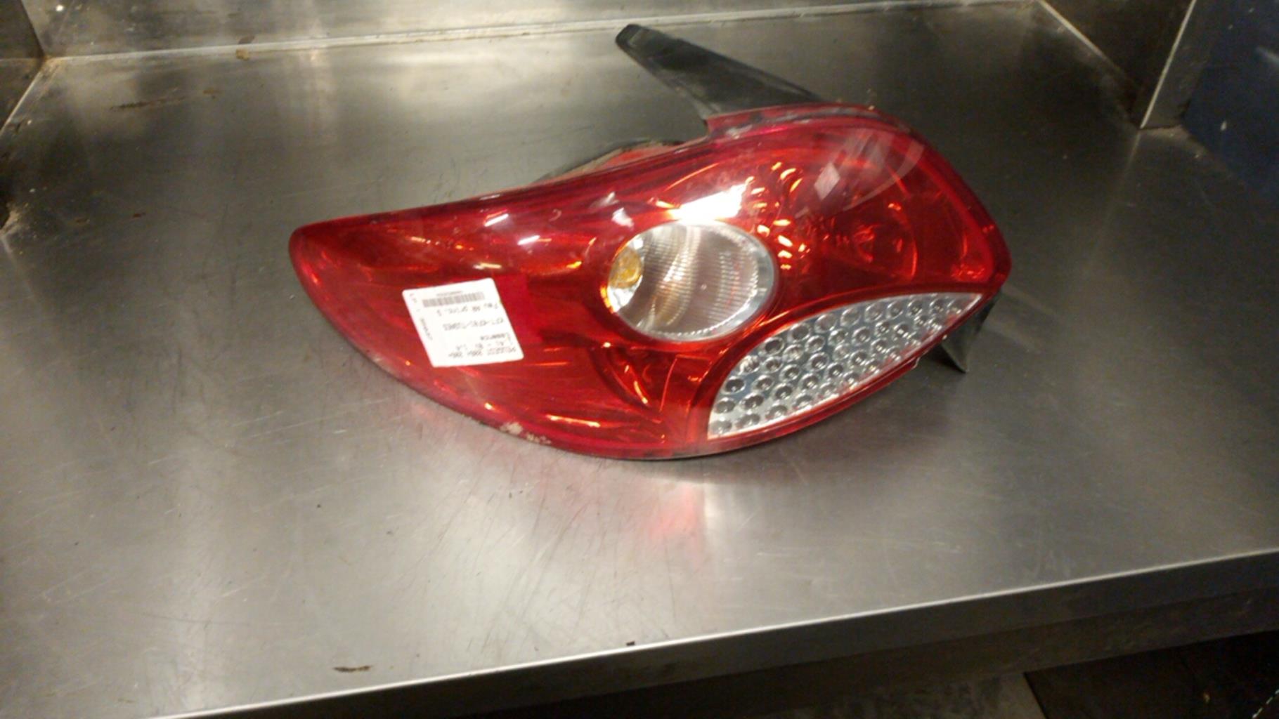 Fanale posteriore principale sinistro (luci) PEUGEOT 206+ Gasolina - 1