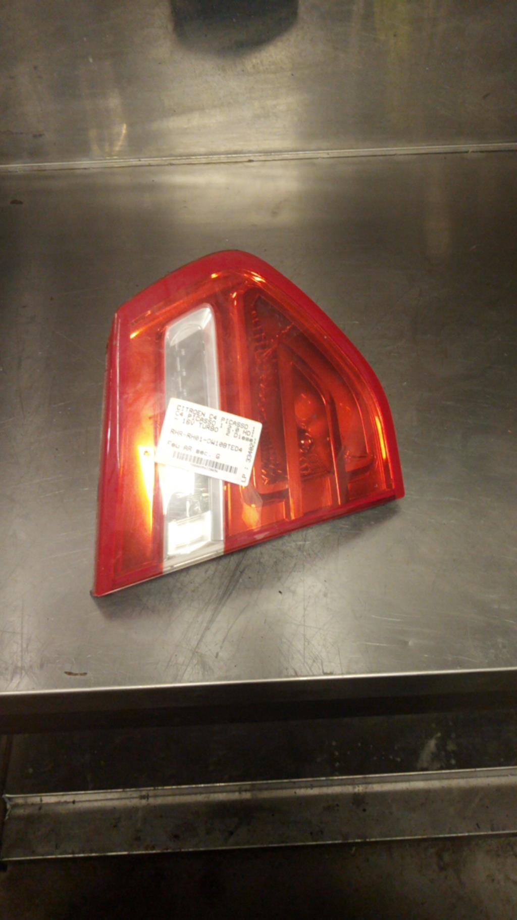 Feu arriere secondaire gauche (feux) CITROEN C4 PICASSO 1 Diesel - 1