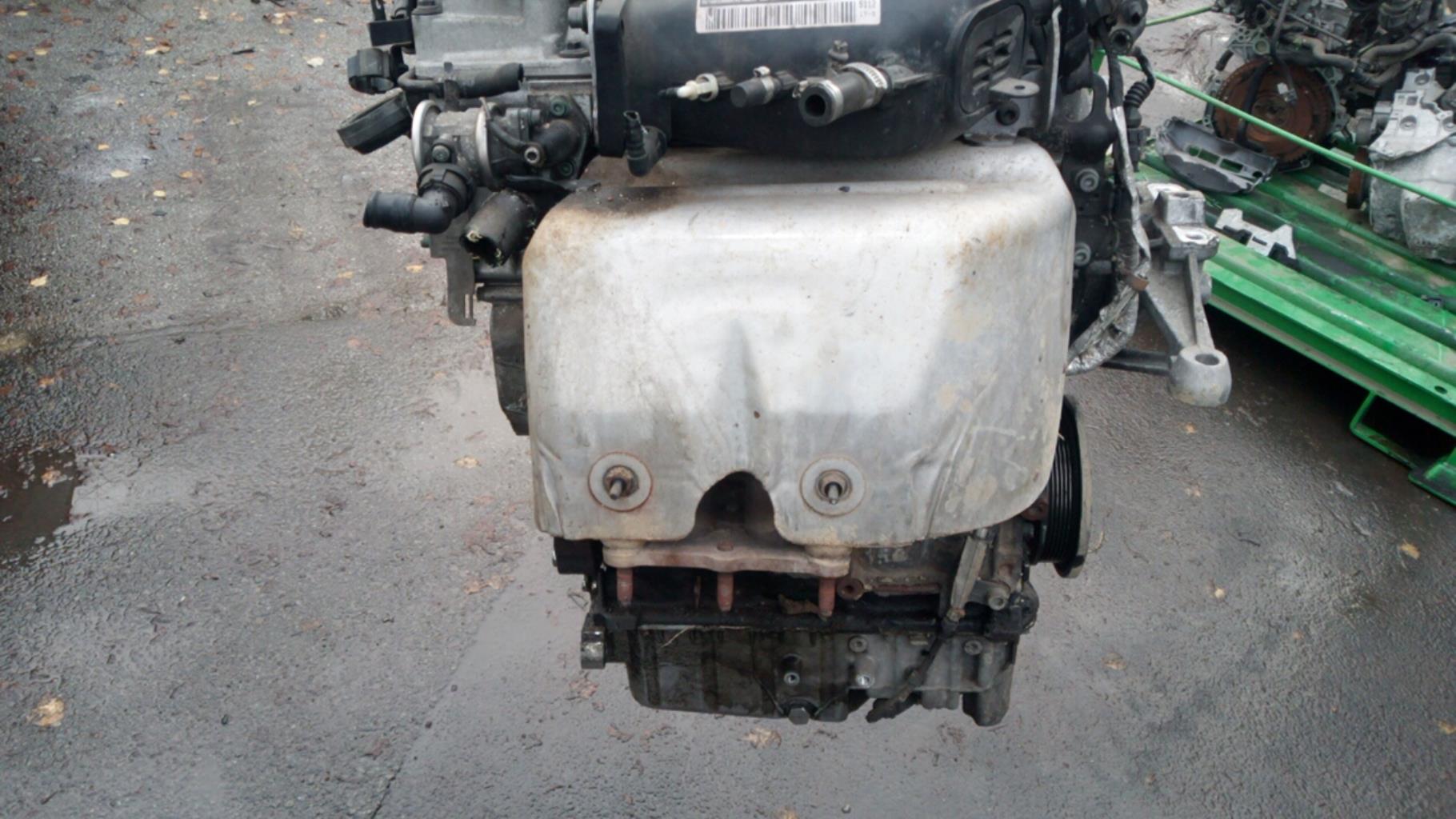 Moteur VOLKSWAGEN GOLF 4 Essence - 1