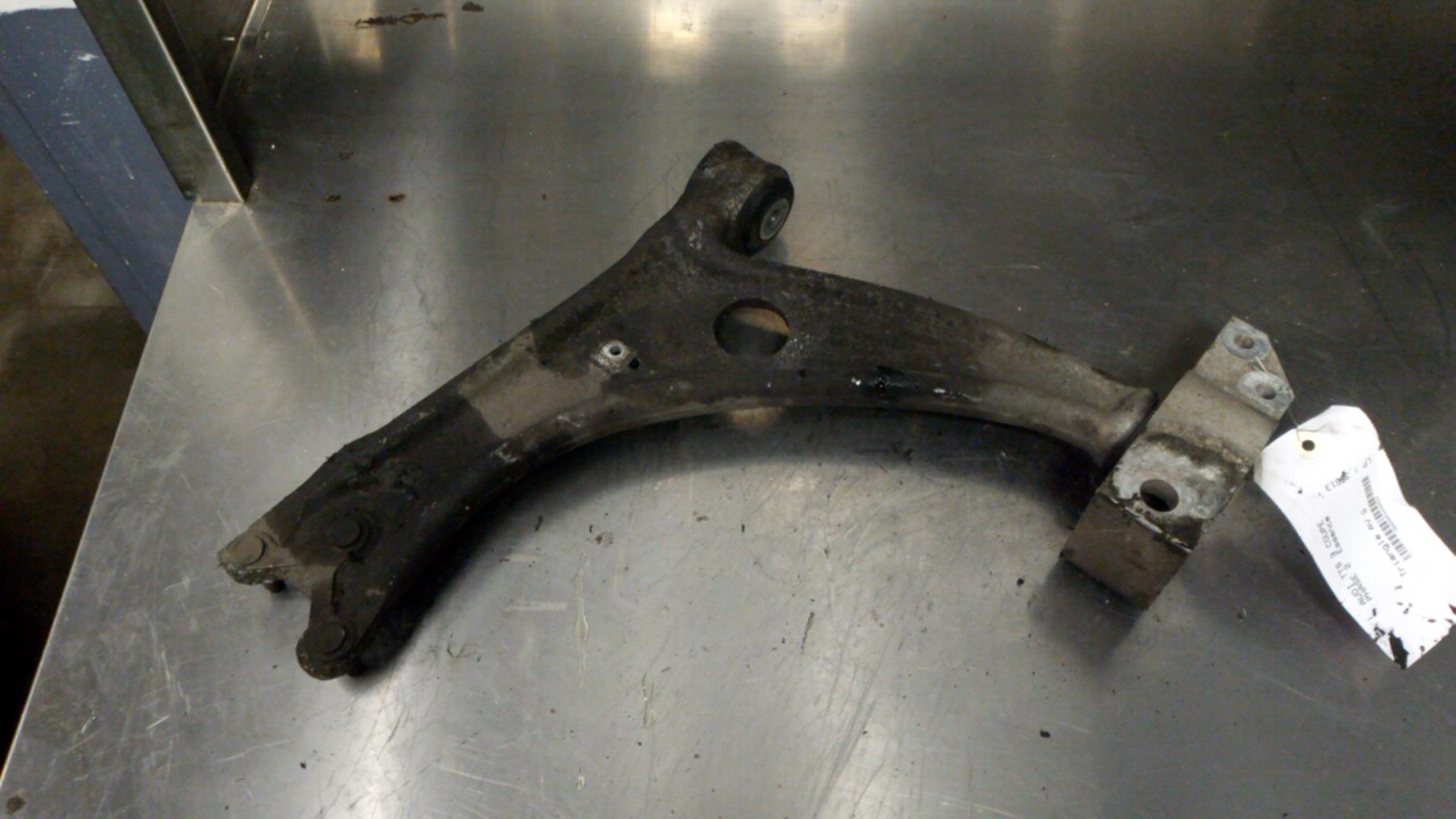 Triangle avant gauche AUDI TT 2 COUPE PHASE 1  - 1