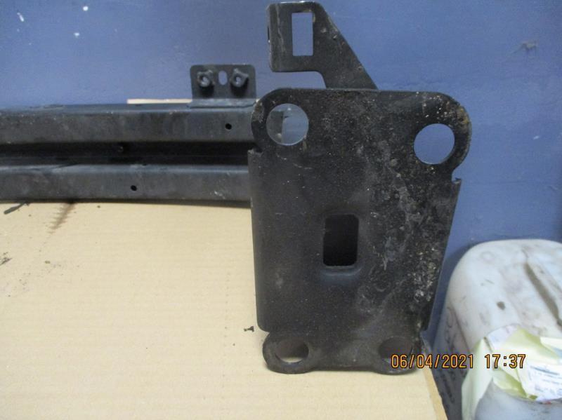Traversa rinforzo paraurti anteriore RENAULT MEGANE 4 PHASE 1 Gasolina - 1