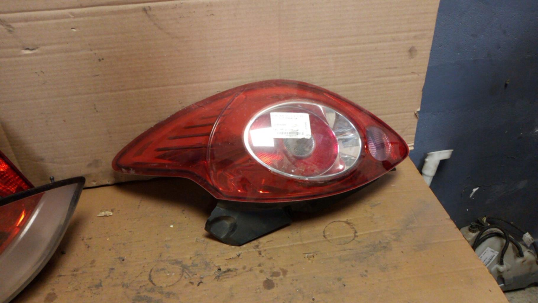 Fanale posteriore principale destro (luci) FORD KA 2 PHASE 2 Gasolina - 1