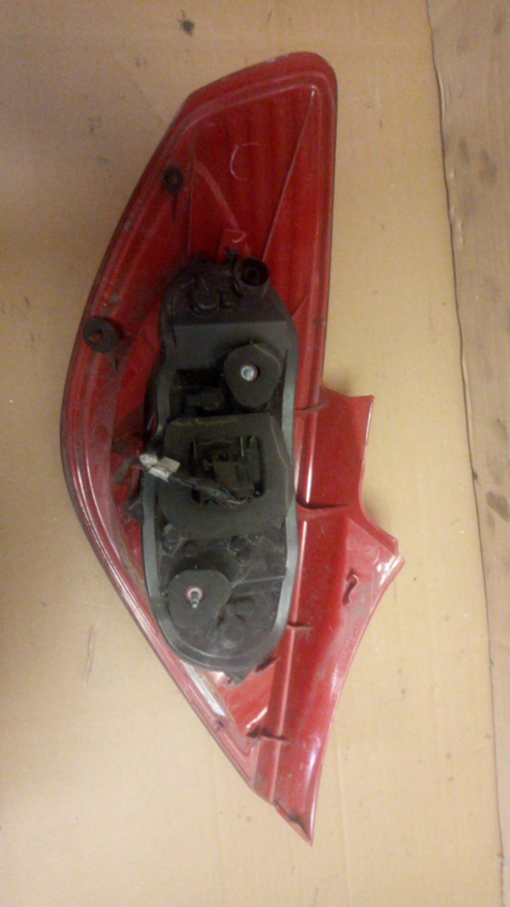 Fanale posteriore principale destro (luci) OPEL CORSA D PHASE 2 Gasolina - 1