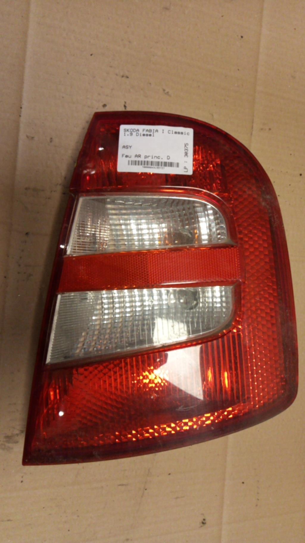 Fanale posteriore principale destro (luci) SKODA FABIA 1 PHASE 1 Diésel - 1