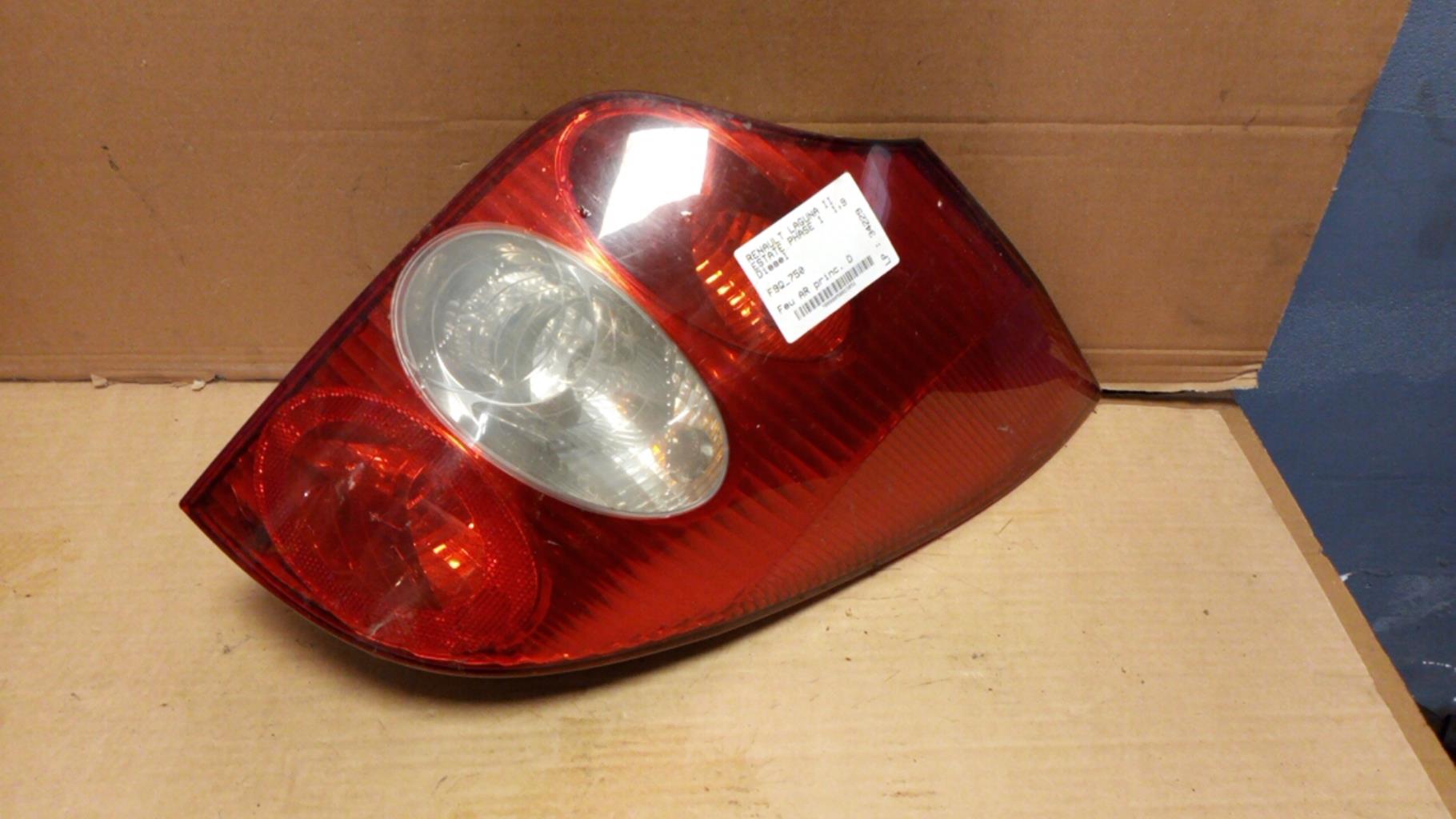 Fanale posteriore principale destro (luci) RENAULT LAGUNA 2 PHASE 1 BREAK Diésel - 1
