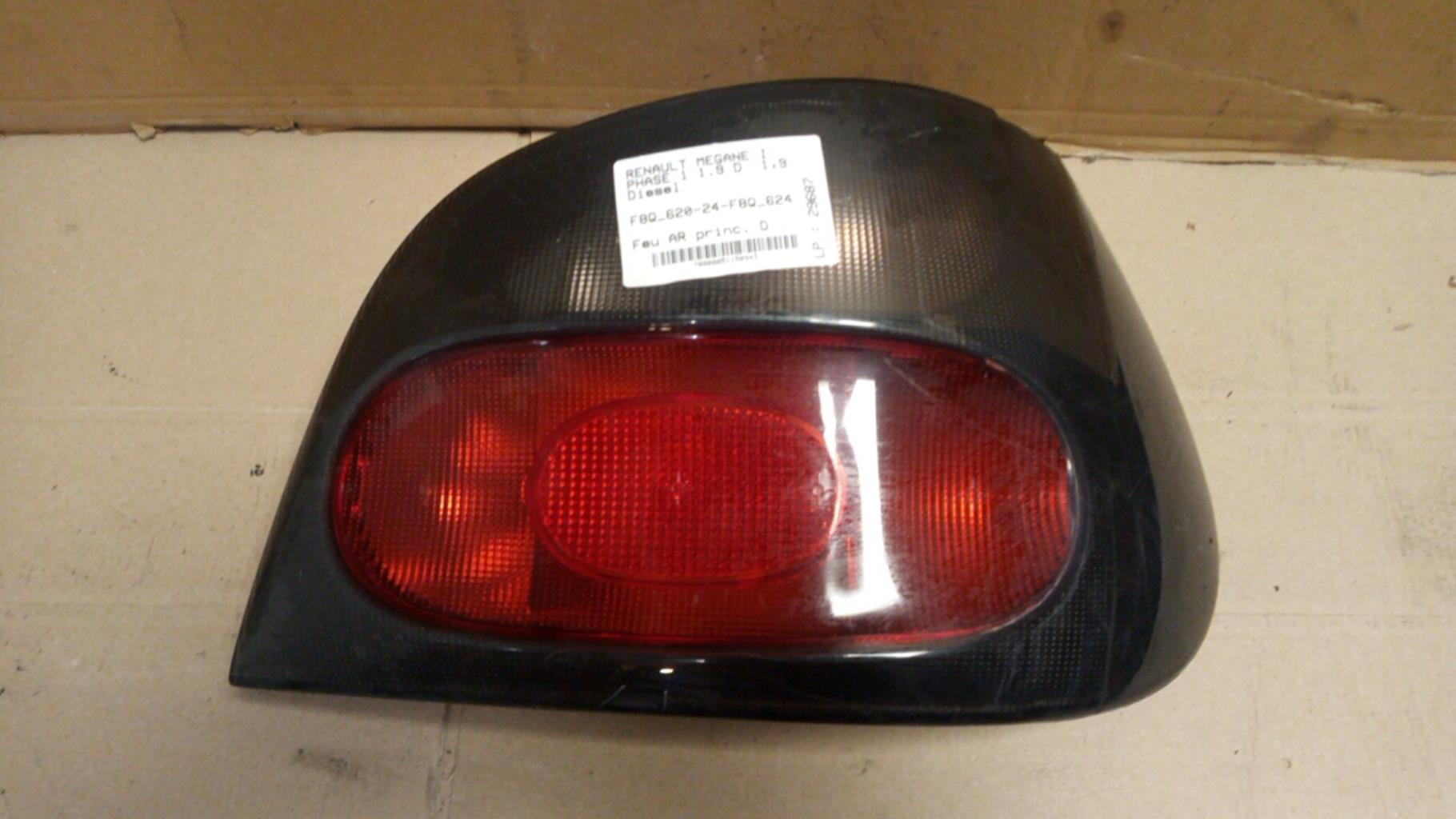 Fanale posteriore principale destro (luci) RENAULT MEGANE 1 PHASE 1 Diésel - 1