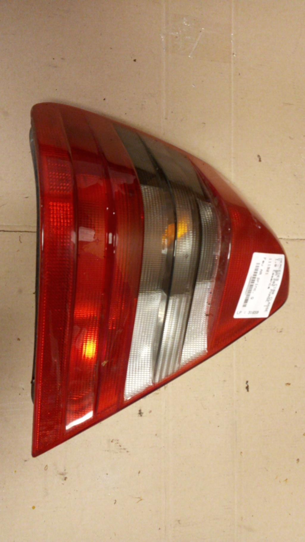 Fanale posteriore principale sinistro (luci) MERCEDES CLASSE C 202 PHASE 1 Gasolina - 1
