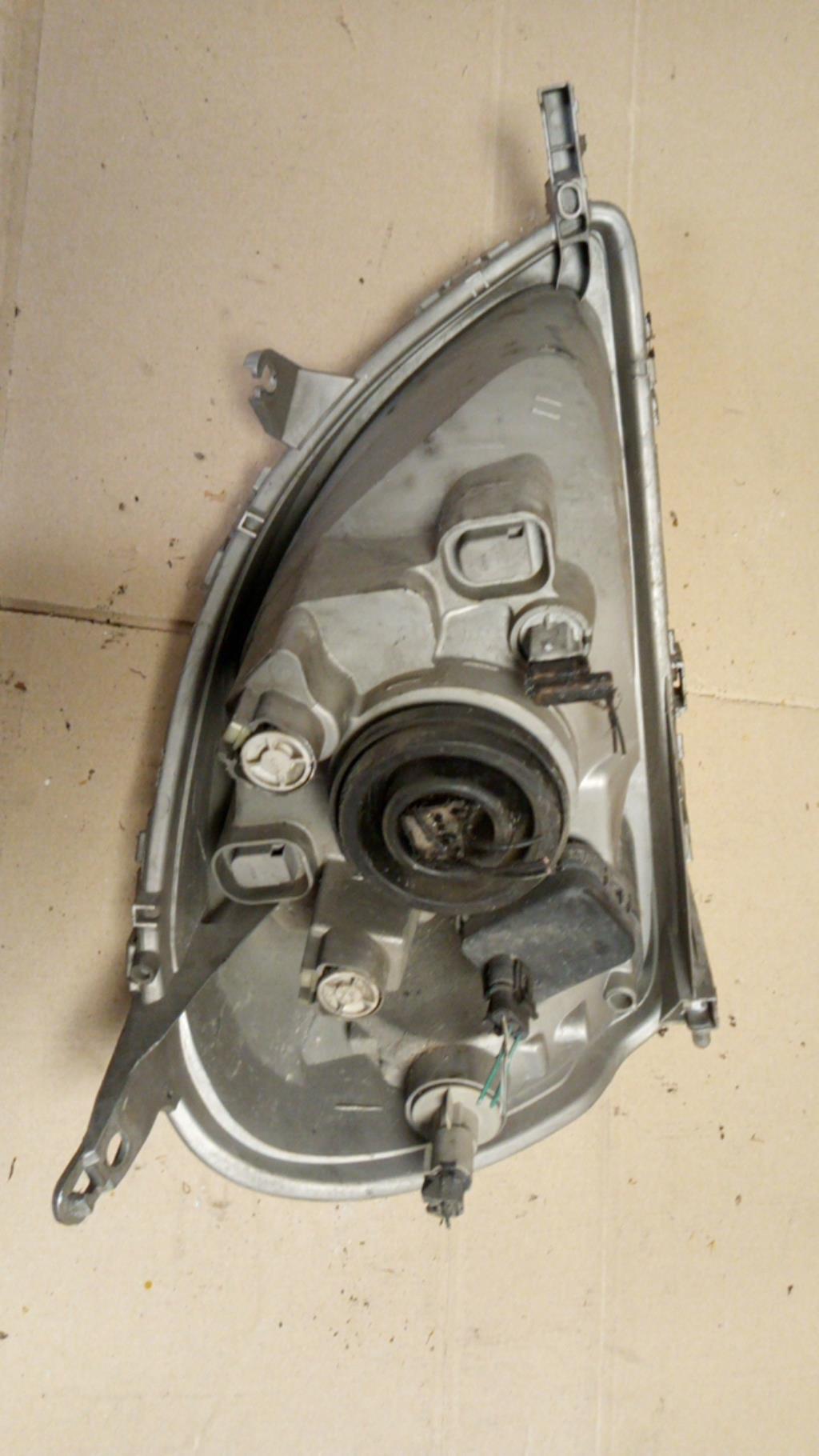 Gruppo ottico anteriore principale sinistro (luci)(faro) TOYOTA YARIS 1 PHASE 1 Gasolina - 1